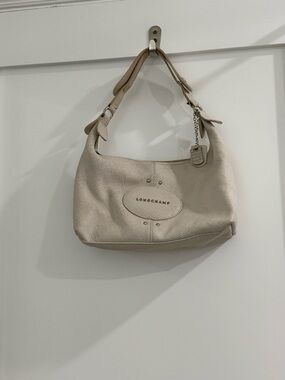 Longchamp cream offwhite quadri leather shoulder bag (fair) (read)